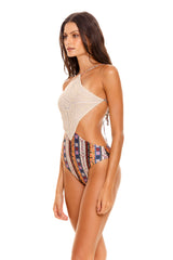 Adara Aguja One Piece